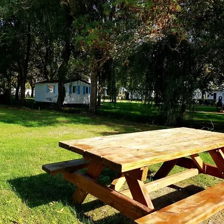 Les 2 Salamandres Campsite