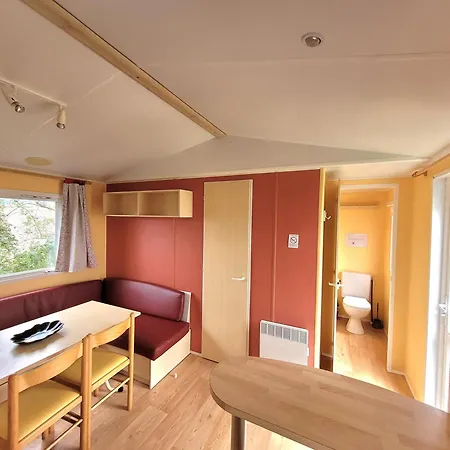 Les 2 Salamandres Campsite Arces-sur-Gironde