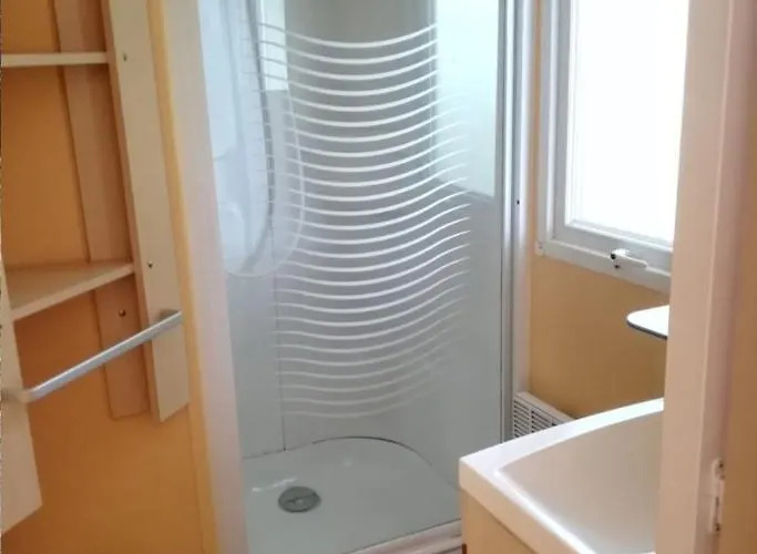 Les 2 Salamandres Camping Arces-sur-Gironde