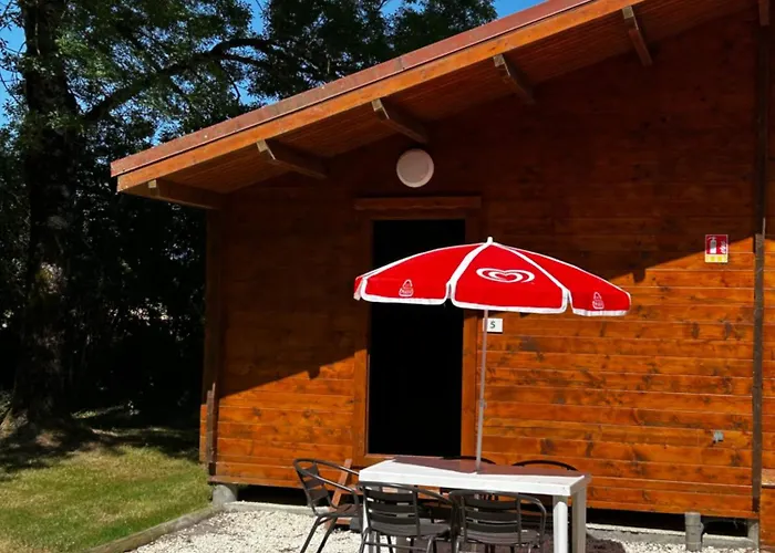 Camping Les 2 Salamandres *