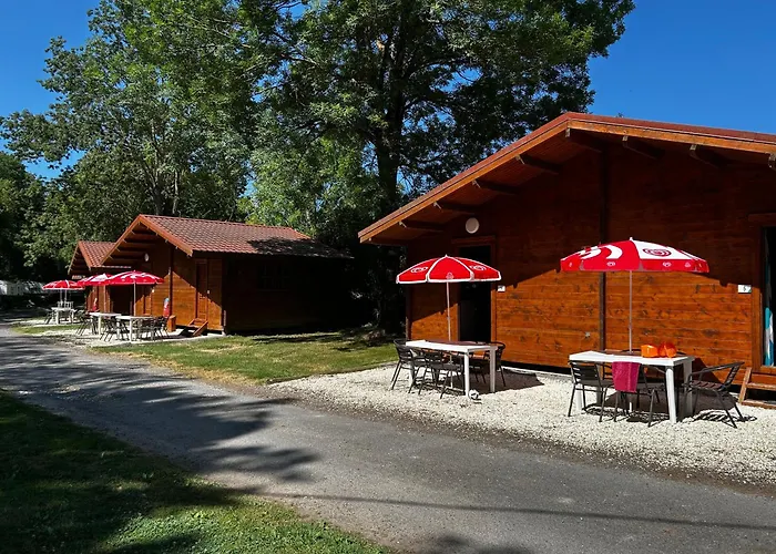 Les 2 Salamandres Camping Arces-sur-Gironde